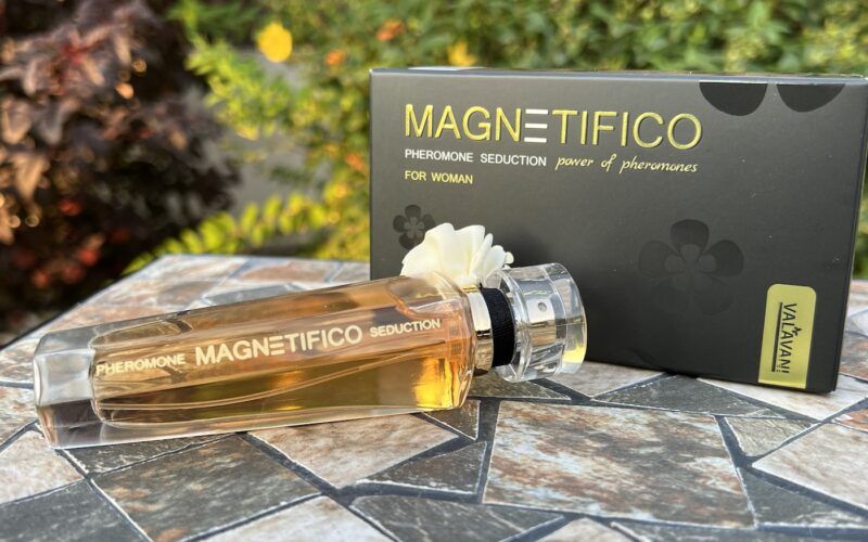 Magnetifico Pheromone Seduction pre ženy flakón detail