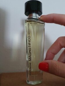 Magnetifico parfém Seduction pre mužov s feromónmi - flakón, detail